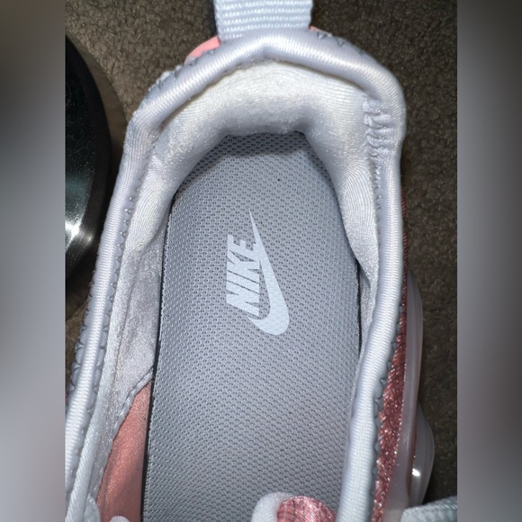 Women’s Nike VaporMax Plus - Picture 7 of 13